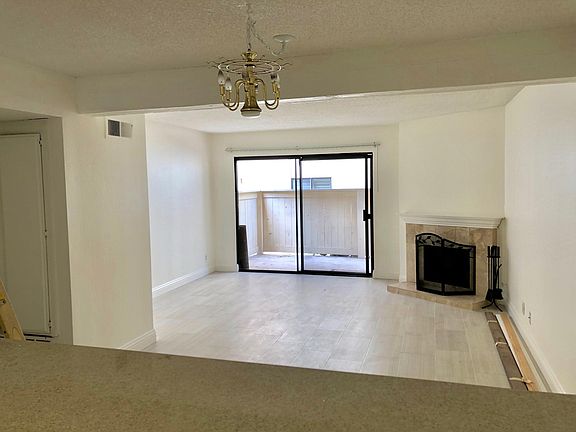2nd image of 21555 Burbank Blvd Unit 57