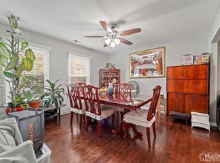 54 Lafayette Ct, North Brunswick, NJ 08902