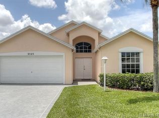 3525 Dora Ln, West Palm Beach, FL 33417