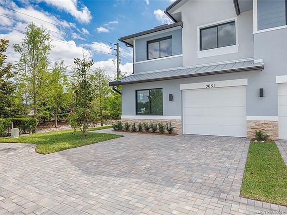 3rd image of 3651 SW Magnolia Ridge Ln