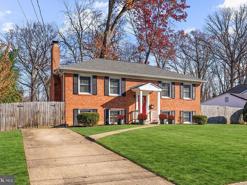 1st image of 8011 Candlewood Dr