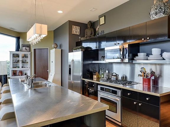 5th image of 5601 Smetana Dr Unit 404