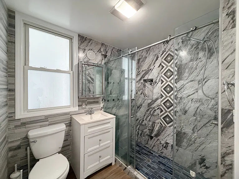 26 River Edge Rd #1W — Photo 8
