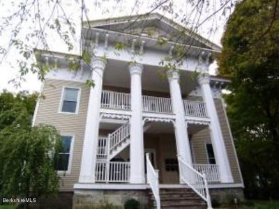 388 Ashland St APT 5, North Adams, MA, 01247