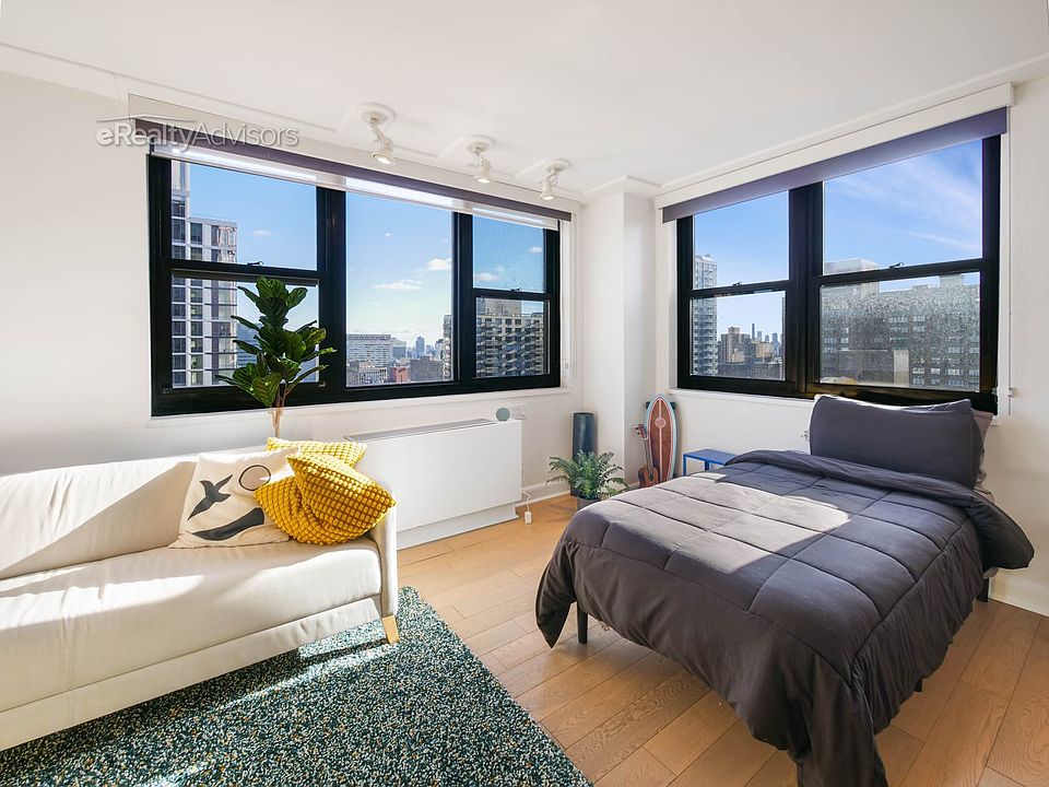 1st image of 155 E 34th St #20R