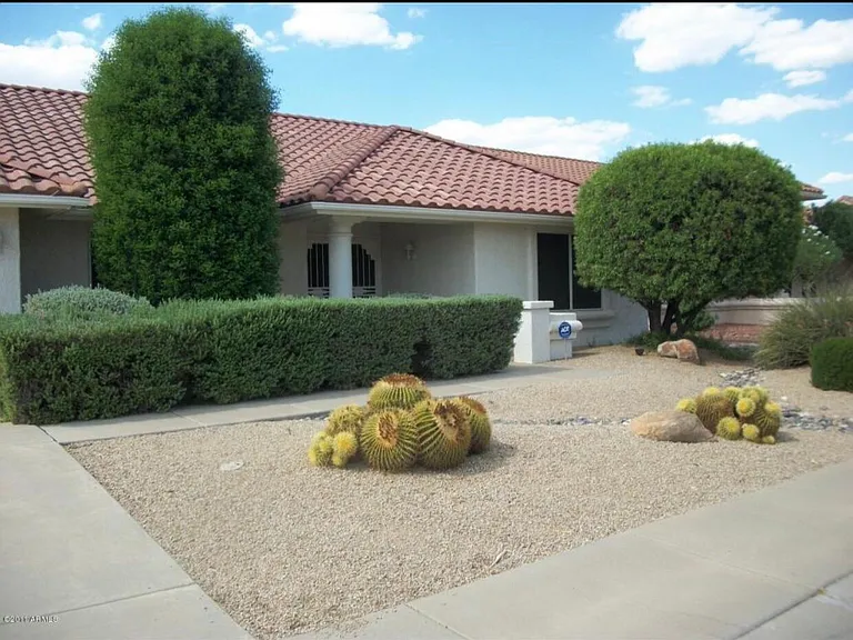 14626 W Huron Dr — Photo 1