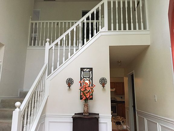 2nd image of 104 Ashtonbrook Dr