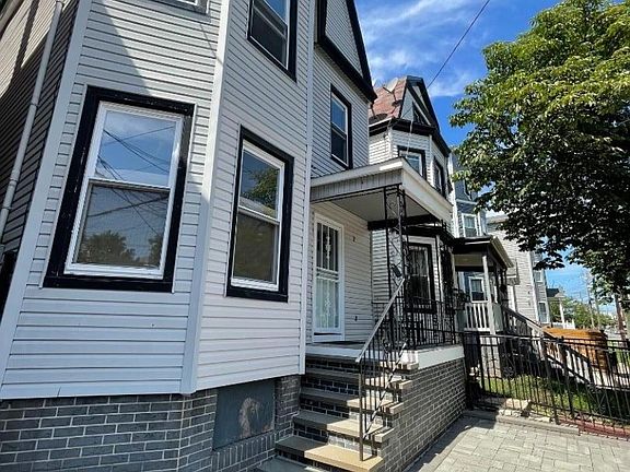 2nd image of 823 S 14Th St