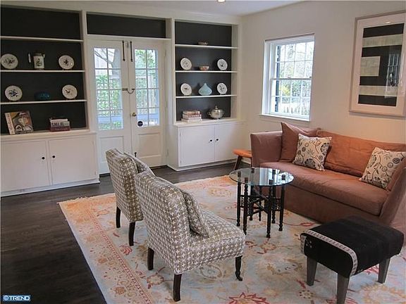3rd image of 7660 Saint Martins Ln
