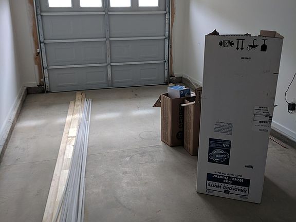 Single car garage