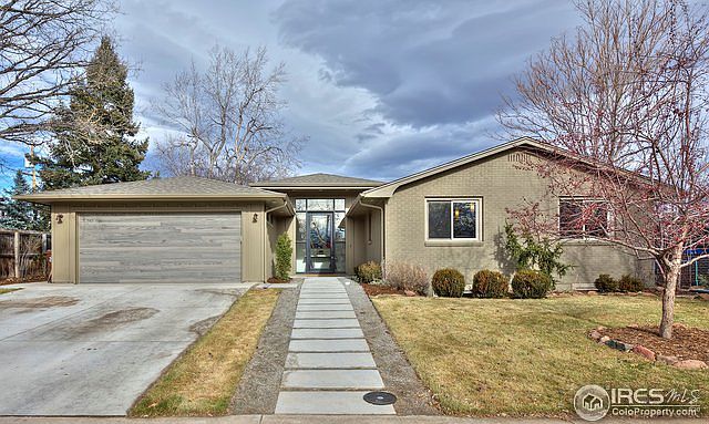 2nd image of 2395 Glenwood Dr