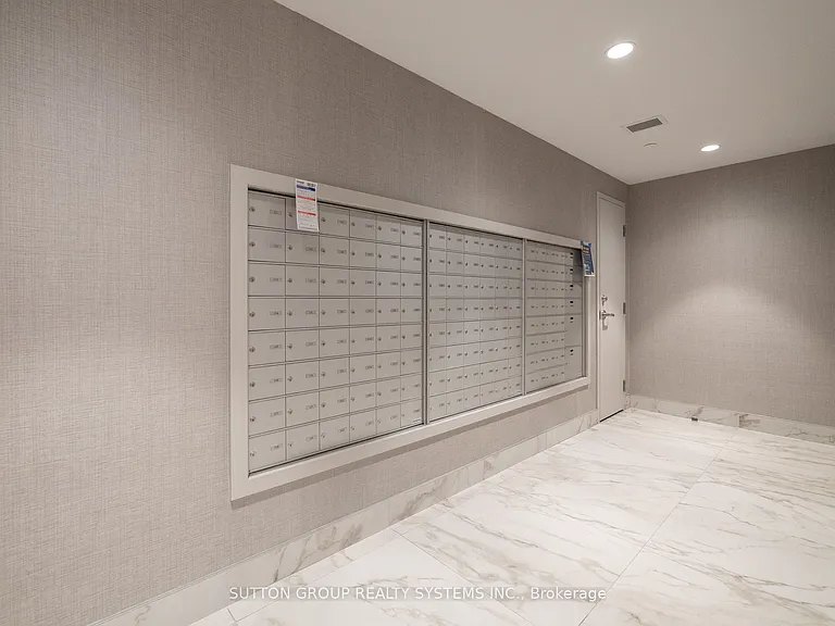 480 Gordon Krantz Ave #608 — Photo 4