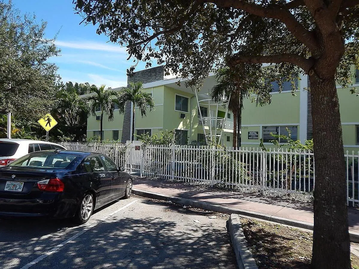 Building Photo - 1200 Marseille Dr