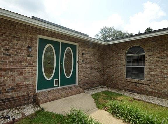 4th image of 6304 Greenwood Dr