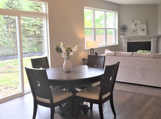 18957 Huntley Trl, Lakeville, MN 55044