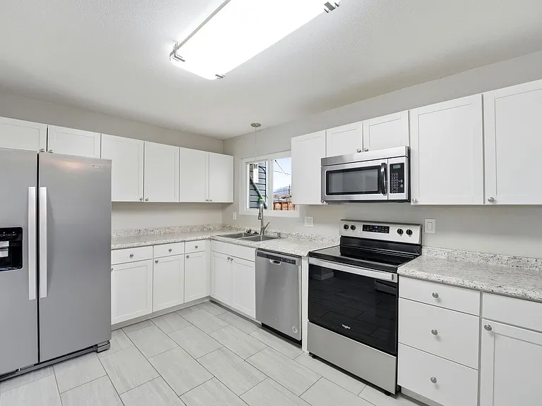 54 Minden Cir — Photo 9