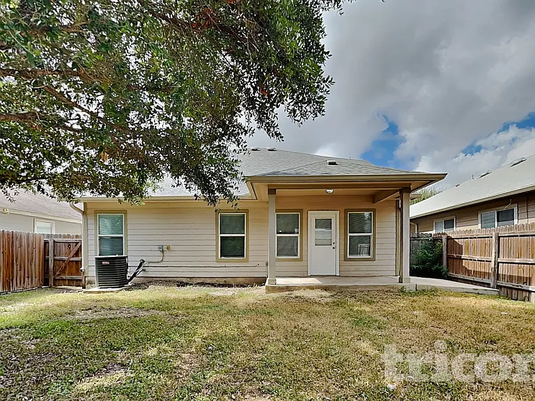 5727 Canterbury Run — Photo 15