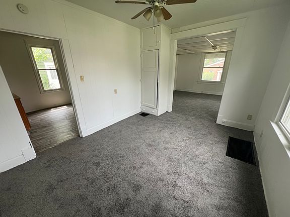 4th image of 506 Pine St