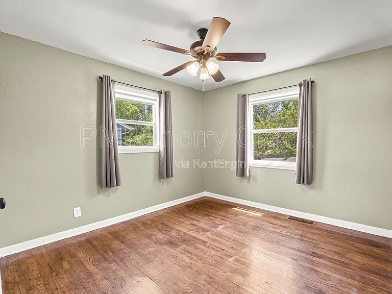 4841 E Missouri Ave — Photo 14