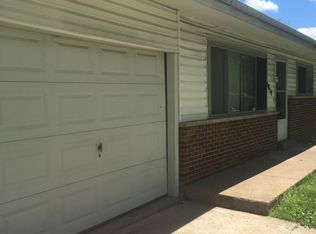 9818 Glen Owen Dr, Saint Louis, MO 63136