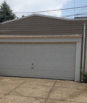 2nd image of 7017 68th St