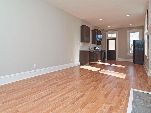 5th image of 3006 McNair Ave #2F