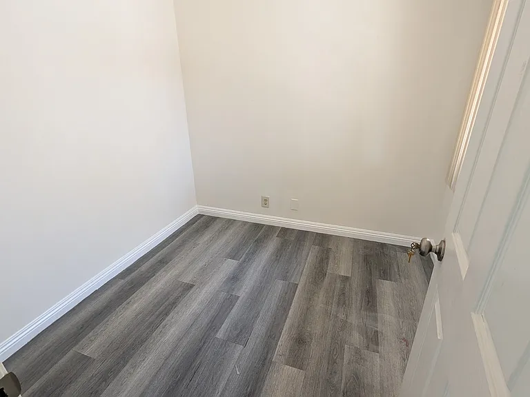 Secondary room