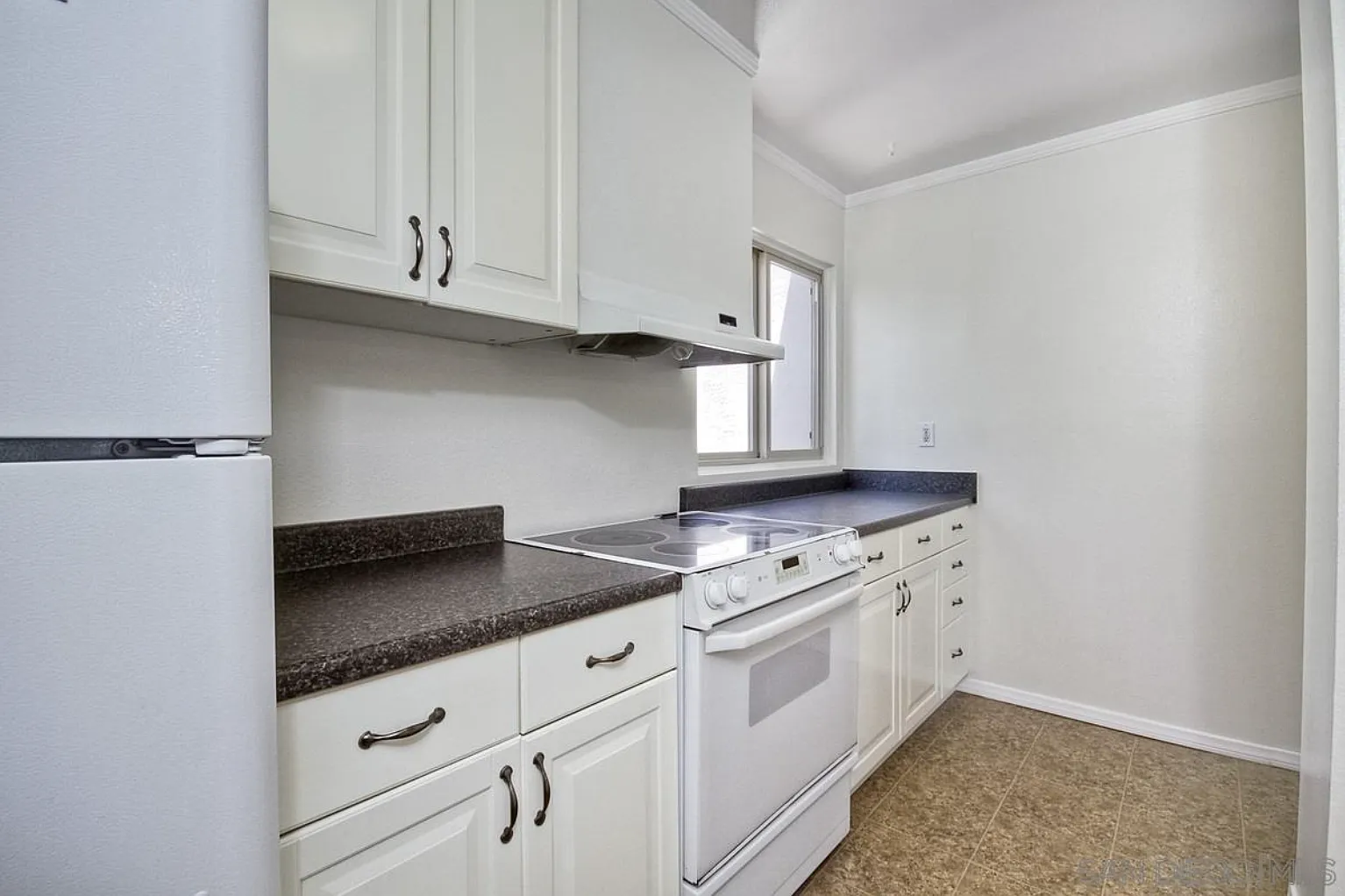 2 bed, 1084 sqft, $2,900 — Photo 4