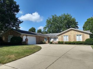 3023 Linmuth Dr W, Springfield, OH 45503