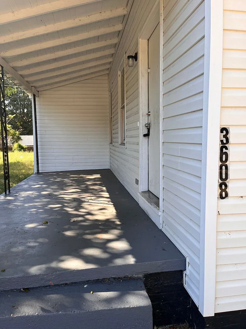 Charming & Peaceful 1-Bed, 1-Bath Home in the Heart of Huntsville! — Photo 2