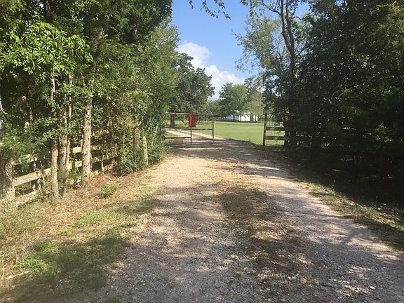 5th image of 5345 Enchanted Oaks Dr