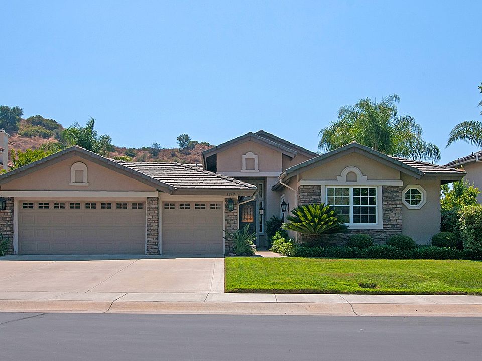 1st image of 3269 Rosewood Ln