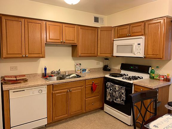 2nd image of 241 South Lodge Lane