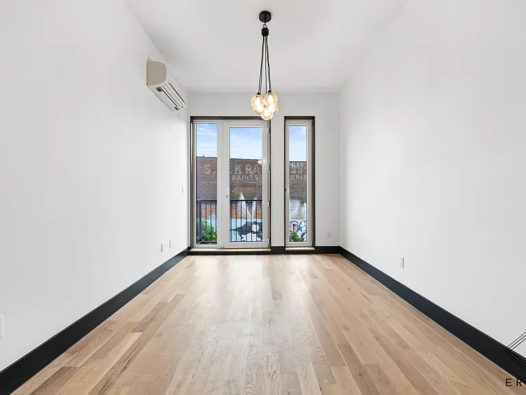 7 Melrose St #4L — Photo 15