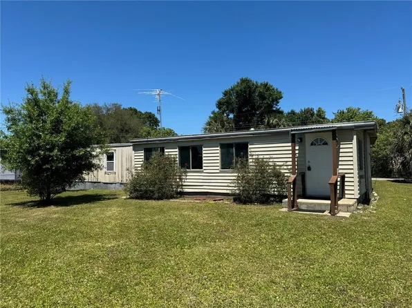 148 N 1st St, Oak Hill, FL 32759