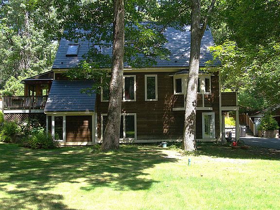 2nd image of 94 Old Lee Road