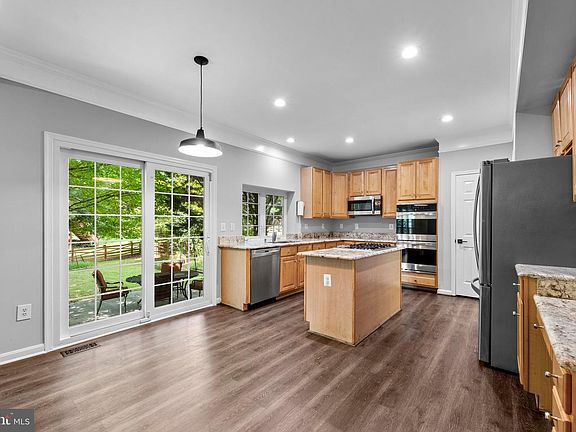 5th image of 17804 Cormorant Ln