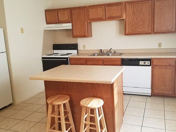 4th image of 1706 Brooklyn Dr APT D