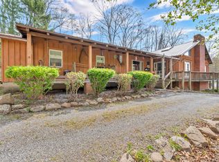 5819 Midland Trl W, Charmco, WV 25958