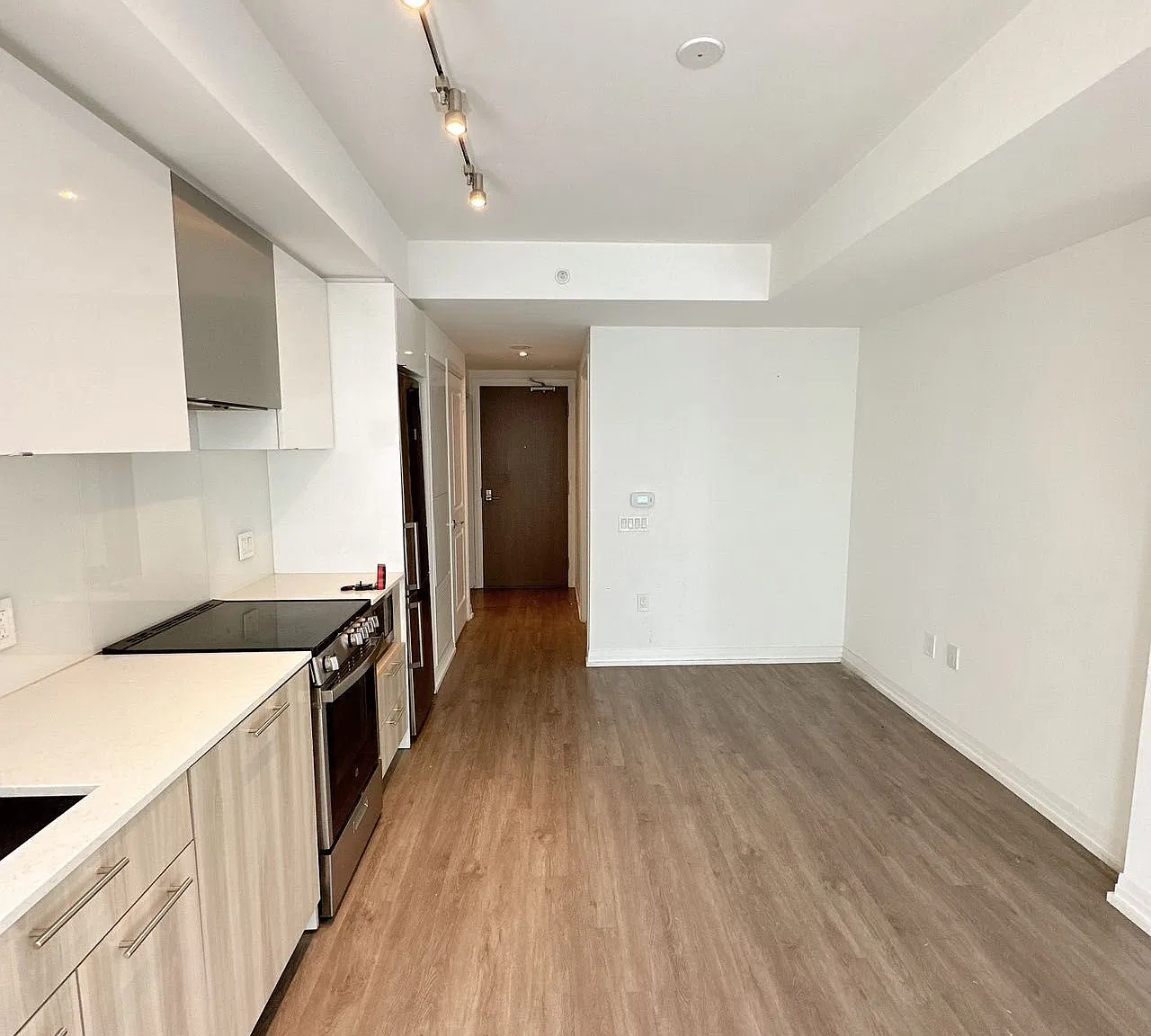 1 bed, $2,350 — Photo 2