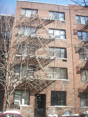 Rented by Icon Realty Management | media 12