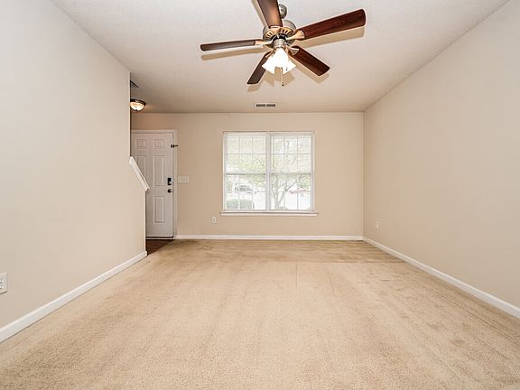 4th image of 239 London Dr