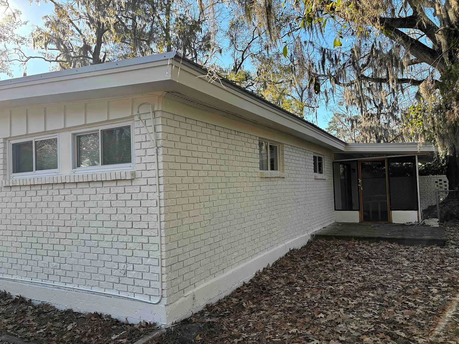 3 bed, 1438 sqft, $2,200 — Photo 4