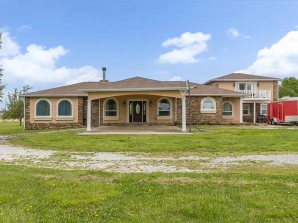 21854 Floyd Moore Rd, Gentry, AR 72734