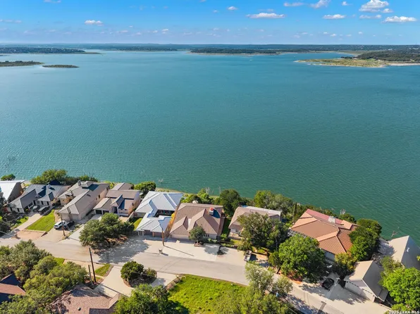 2910 Colleen Drive, Canyon Lake, TX 78133
