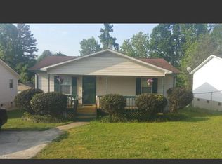 2712 Triangle Lake Rd, High Point, NC 27260