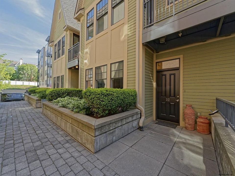 1st image of 30 Whistler Ct Unit 312