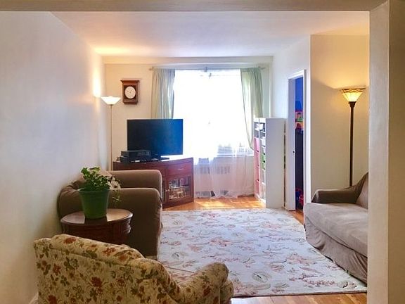 5th image of 3840 Greystone Ave APT 4N