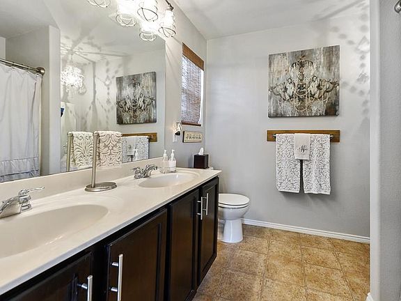 3rd image of 3011 Pinyon Pl