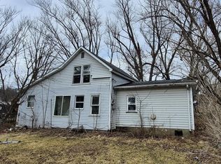 208 E South St, Readstown, WI 54652